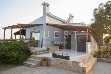 https://www.questrealty.gr/images/properties/211962975.jpg